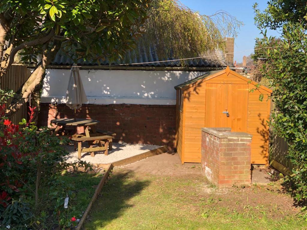 Hamilton House Villa Exmouth Exterior photo