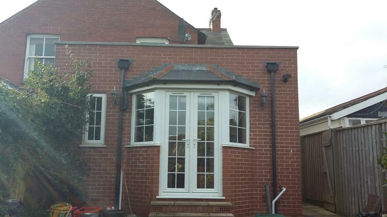 Hamilton House Villa Exmouth Exterior photo
